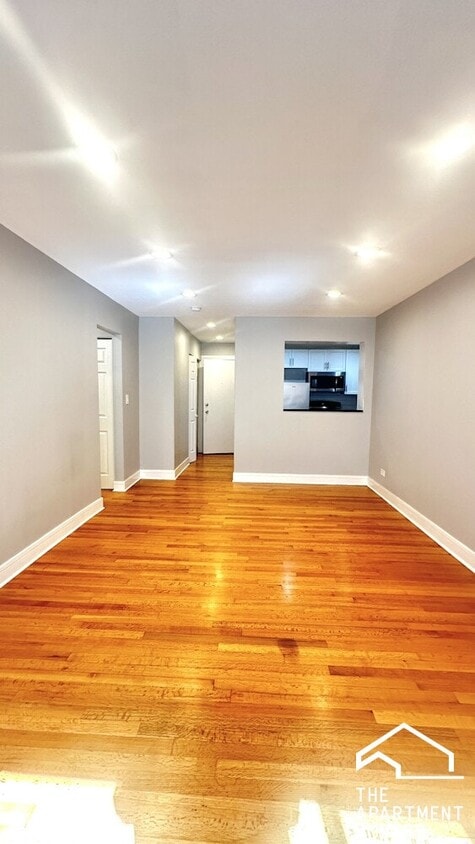 Foto del edificio - 6956 N Sheridan Rd