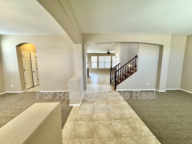 Foto del edificio - 44490 W Palo Nuez St