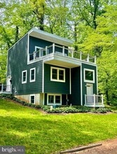 Building Photo - 11802 Hara St