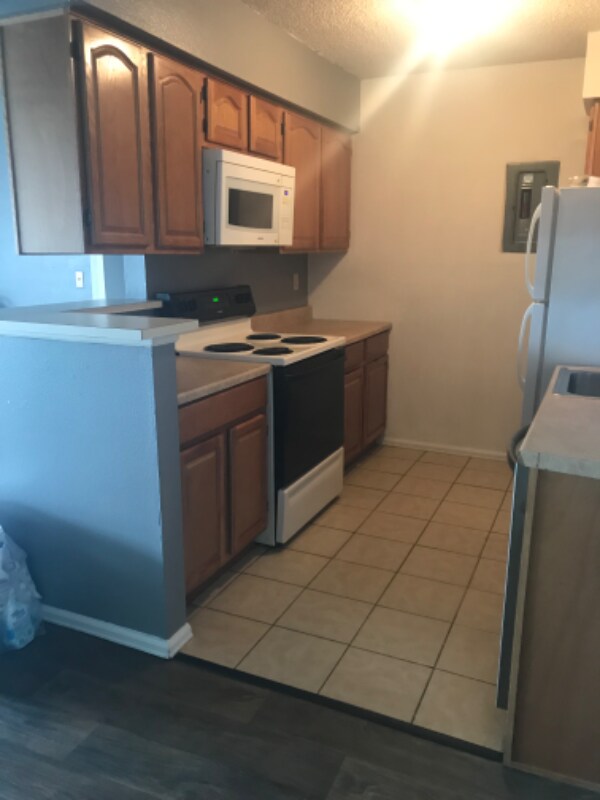 Foto del edificio - 10150 E Virginia Ave