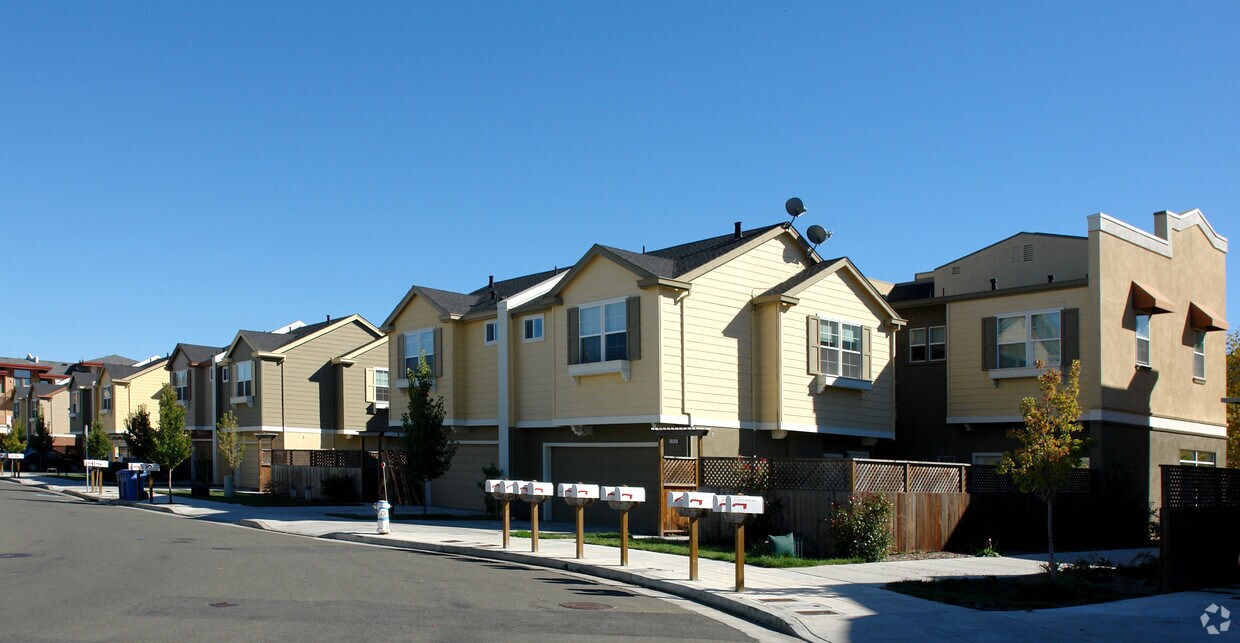 Foto del edificio - 3935 Sebastopol Rd