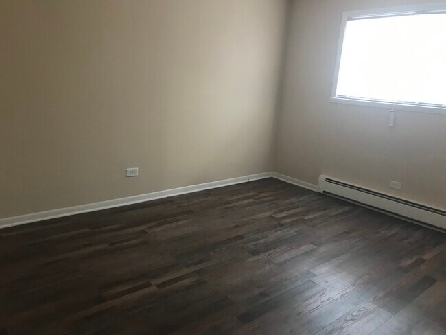 Foto del edificio - 8512 W 87th St