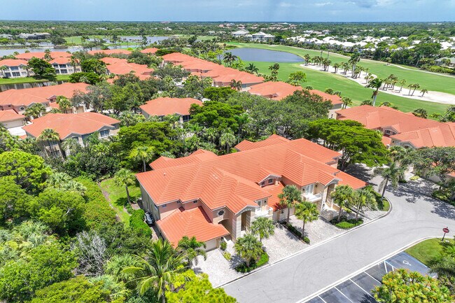 Foto del edificio - 26960 Wyndhurst Ct