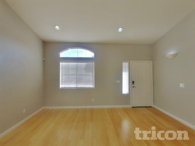 Foto del edificio - 1166 Picked Petal Ct