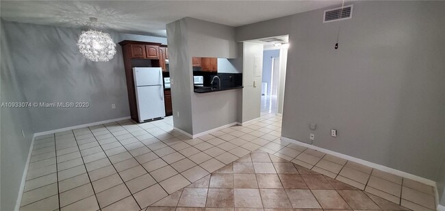 Building Photo - 15609 SW 73rd Cir Terrace