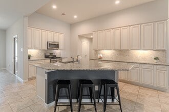 Building Photo - 14207 Irvine Rnch Trl