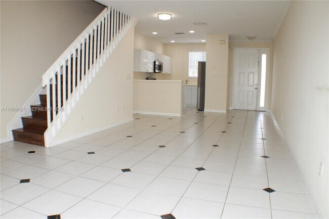 Foto del edificio - 4704 NW 57th Pl