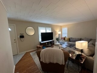 Foto del edificio - 125 E 35th Pl