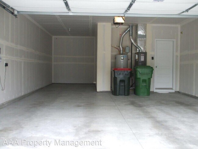 Building Photo - 4 br, 2.5 bath House - 1715 W Woodington St.