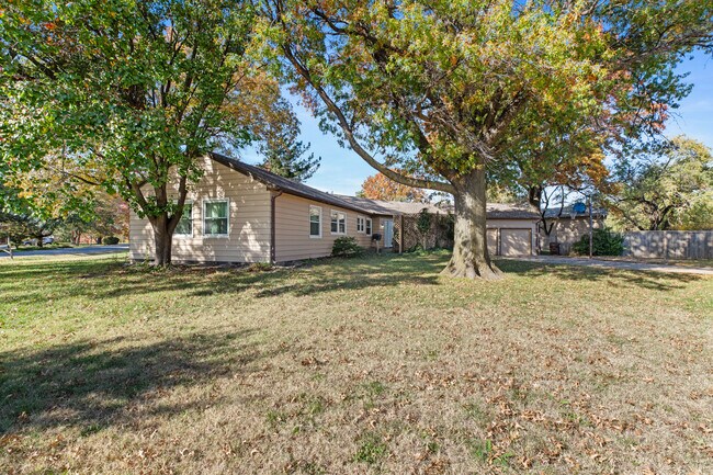 Foto del edificio - 22 E Hawthorne St