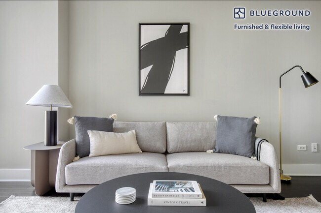 Building Photo - 111 W Polk St