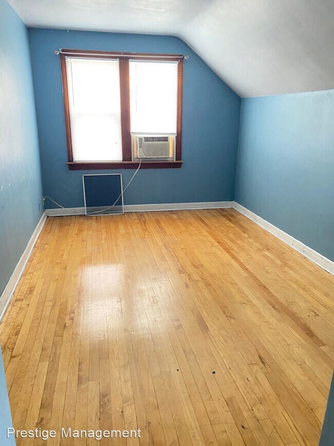Foto del edificio - 2 br, 1 bath House - 1228 Lakeview Ave Unit B