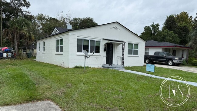 Foto del edificio - 918 Lynah St