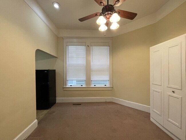 Foto del edificio - Studio Apartment on Desirable Magnolia Street