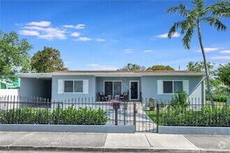 Building Photo - 2101 NW 26th St