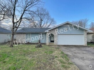 Building Photo - 924 W Glenwood St