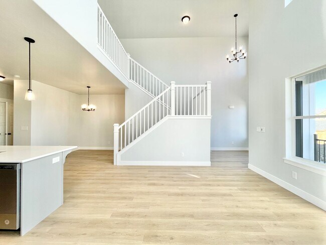Foto del edificio - Awesome Corner Poolside Townhome!