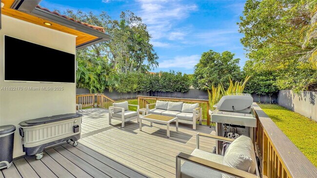 Foto del edificio - 130 SW 25th Rd