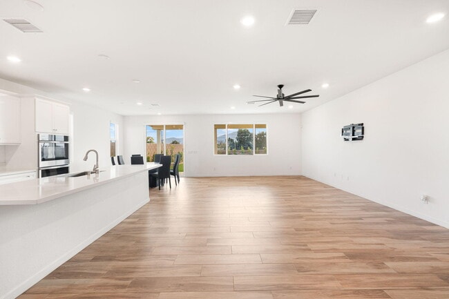 Building Photo - 79329 Zamora Ct