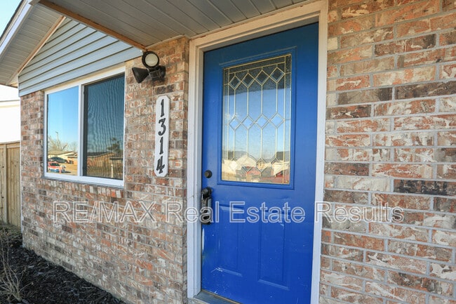 Foto del edificio - 1314 W Margaret Pl