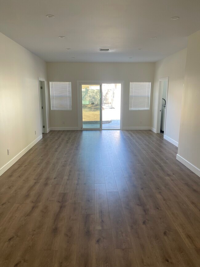 10011 La Tuna Canyon Rd, Sun Valley, CA 91352 House Rental in Sun