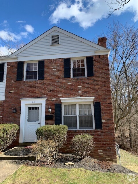 Building Photo - 410 Anawanda Ave