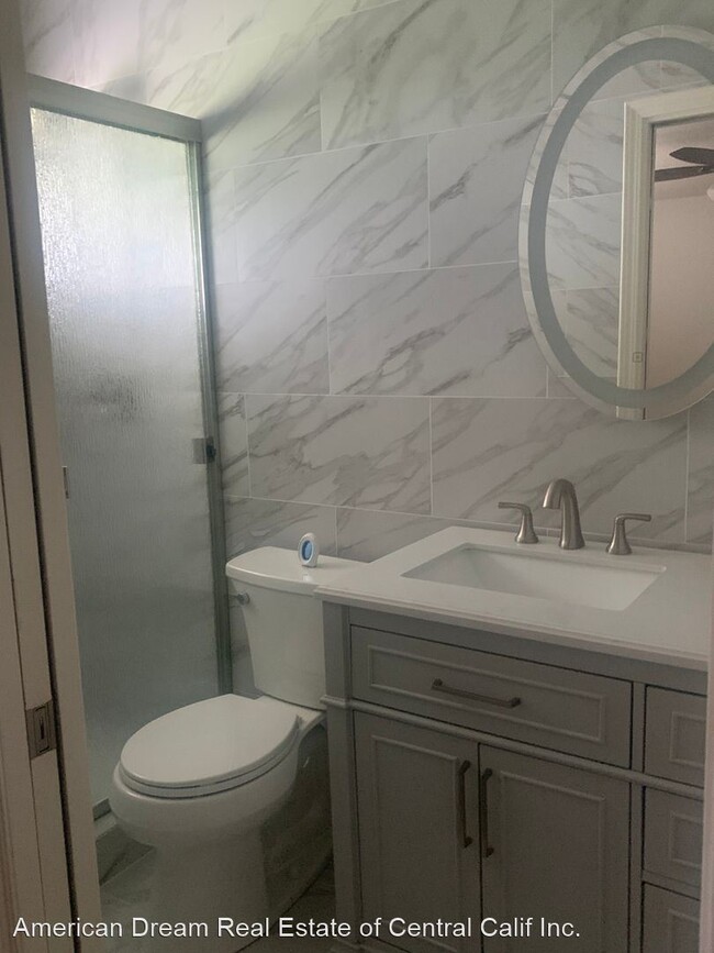 Foto del edificio - 3 br, 2 bath House - 815 Laurence Court