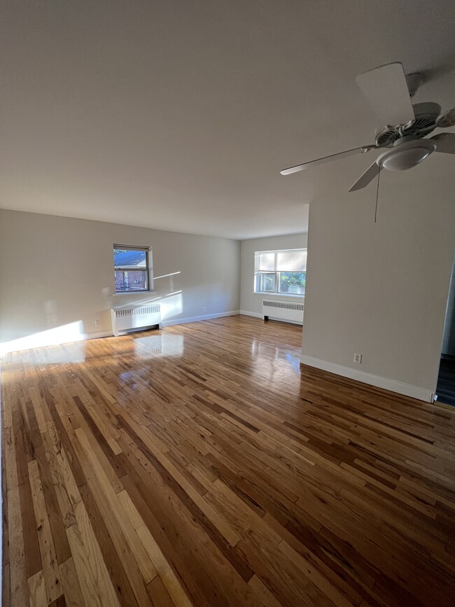 Foto del edificio - 304 Oak St