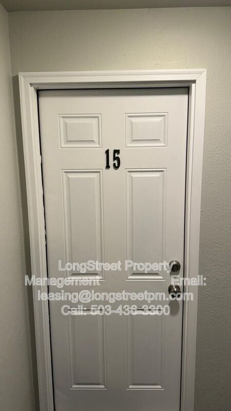 Foto del edificio - 915 SW Adams Ave