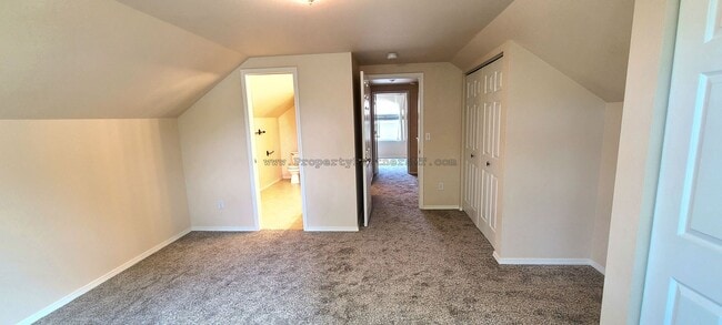 Foto del edificio - 5Bd/2Ba Spacious House in Durston Meadows ...