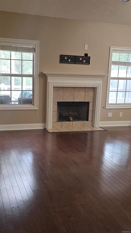 Building Photo - 703 Kingsley Dr