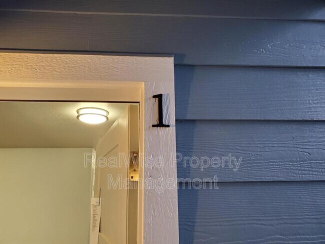 Foto del edificio - 220 Cheryl Ln