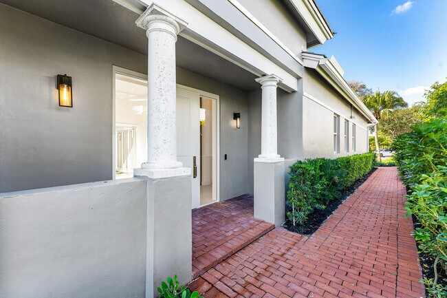 Foto del edificio - 5890 NW 39th Ave