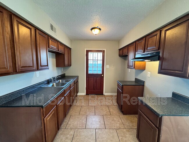 Foto del edificio - 1122 Semmes St