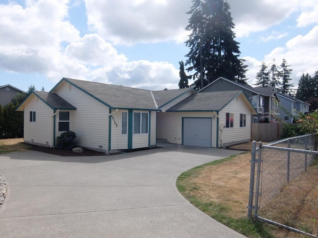 Primary Photo - 10105 Meridian Ave