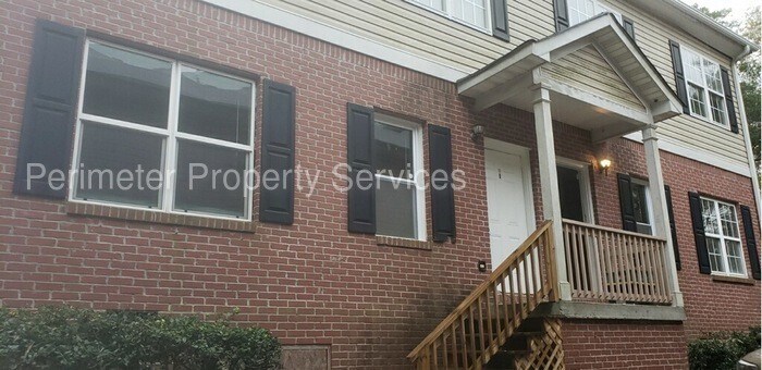 Primary Photo - Newly Updated Duplex!
