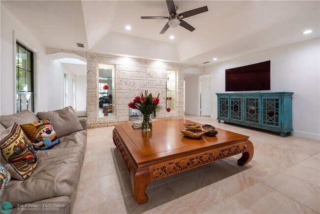 Foto del edificio - 1749 SE 9th St
