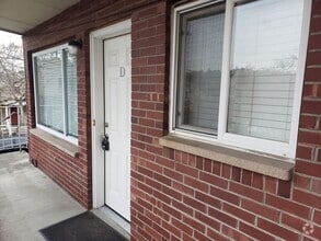 Building Photo - 3514 Ashworth Ave N