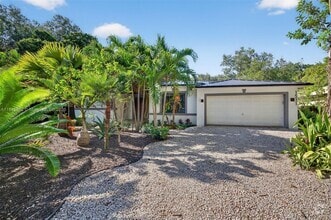 Building Photo - 1511 SW 30th Pl