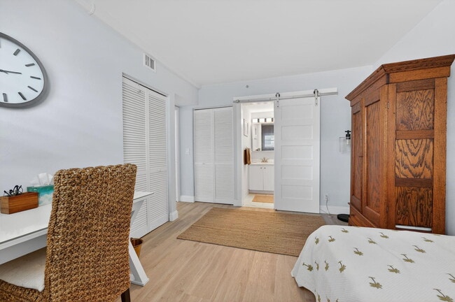 Building Photo - 3101 S Ocean Blvd