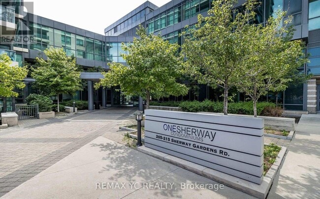 Building Photo - 205 Sherway Gardens Rd