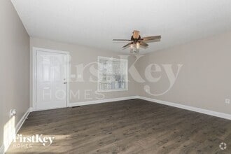 Building Photo - 520 Riverglen Dr NW