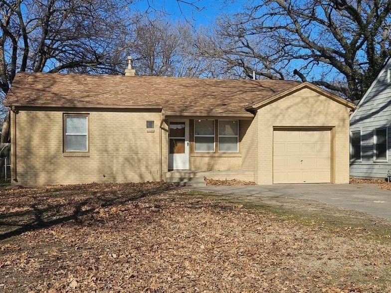Primary Photo - 1273 S Minneapolis St