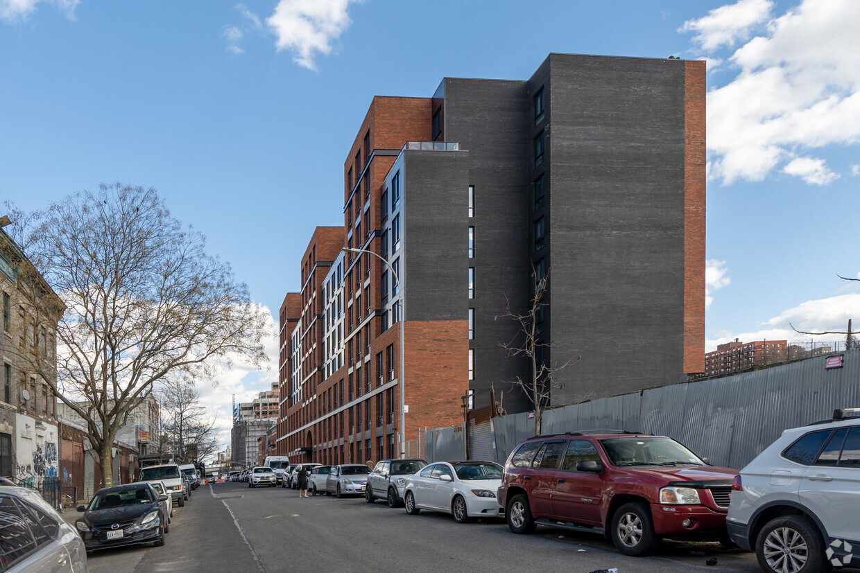Primary Photo - Pacific House Brooklyn