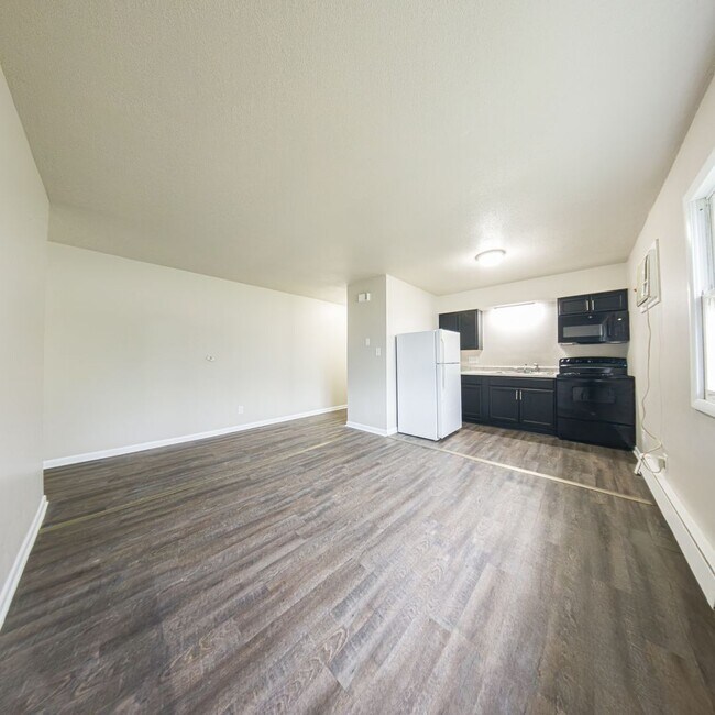 Foto del edificio - 104 2nd St NW