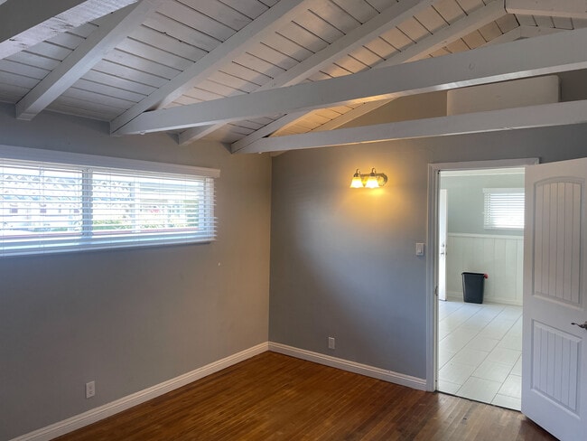 Dormitorio/Oficina - 4559 W 159th St