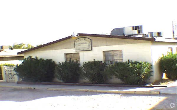 Building Photo - 737 N 10th St