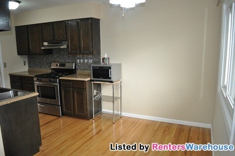Building Photo - 7781 Whitney Dr