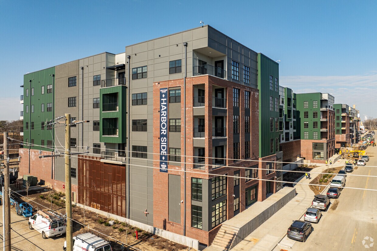 Foto principal - Harbor Side at Conwood Flats