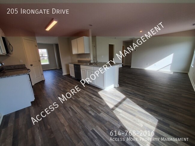 Building Photo - BRAND NEW FIVE BEDROOM